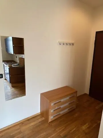 Vitkova Apartment With Balcony Praga 0*,  República Checa